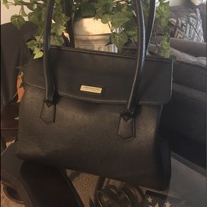 London Fog black purse